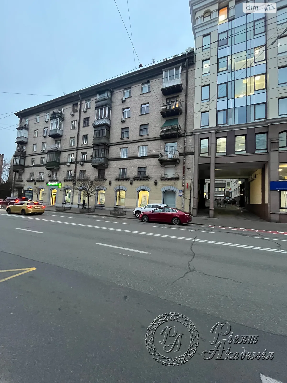Продается помещения свободного назначения 187 кв. м в 6-этажном здании, цена: 125000 $ - фото 1