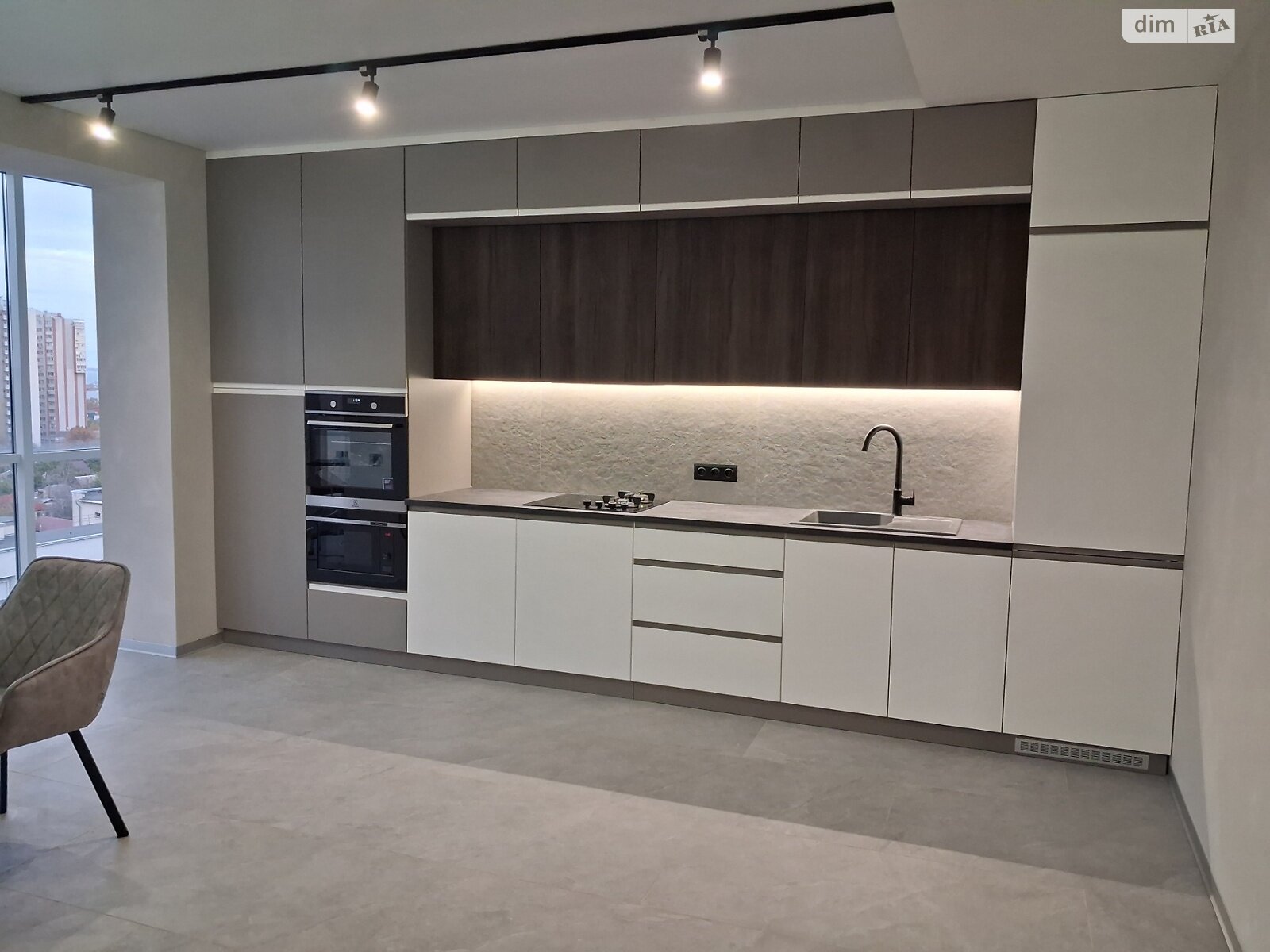 Прев'ю фото 4