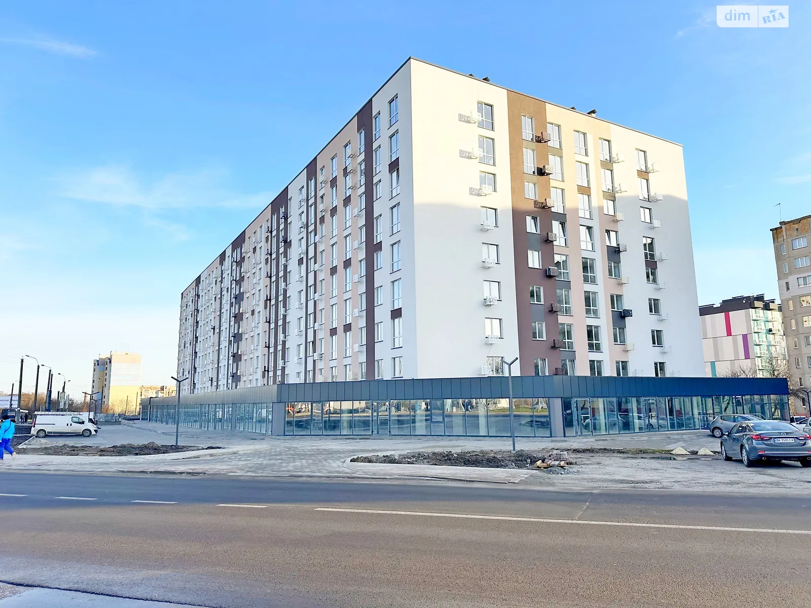Сдается в аренду помещения свободного назначения 165 кв. м в 10-этажном здании, цена: 74250 грн - фото 1