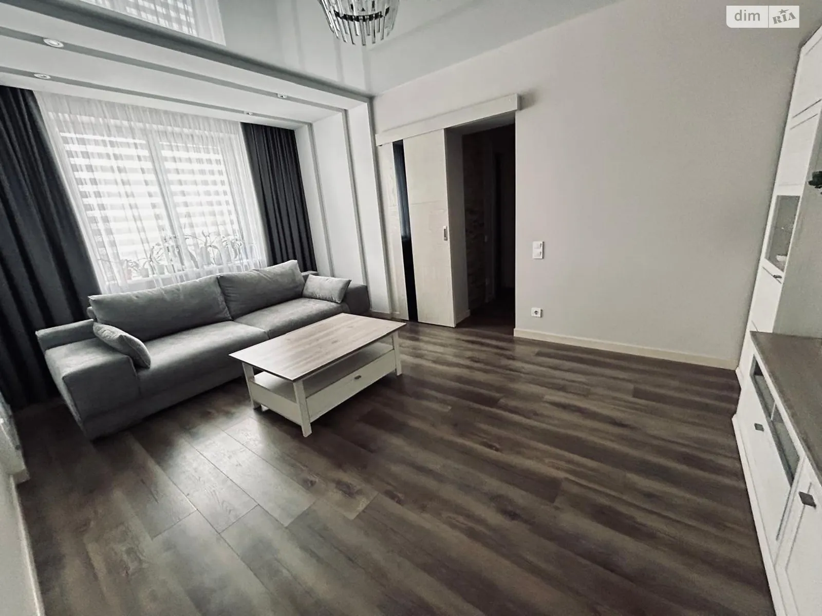 Продается 4-комнатная квартира 126 кв. м в Львове, ул. Малоголоскивская, 8Д - фото 1