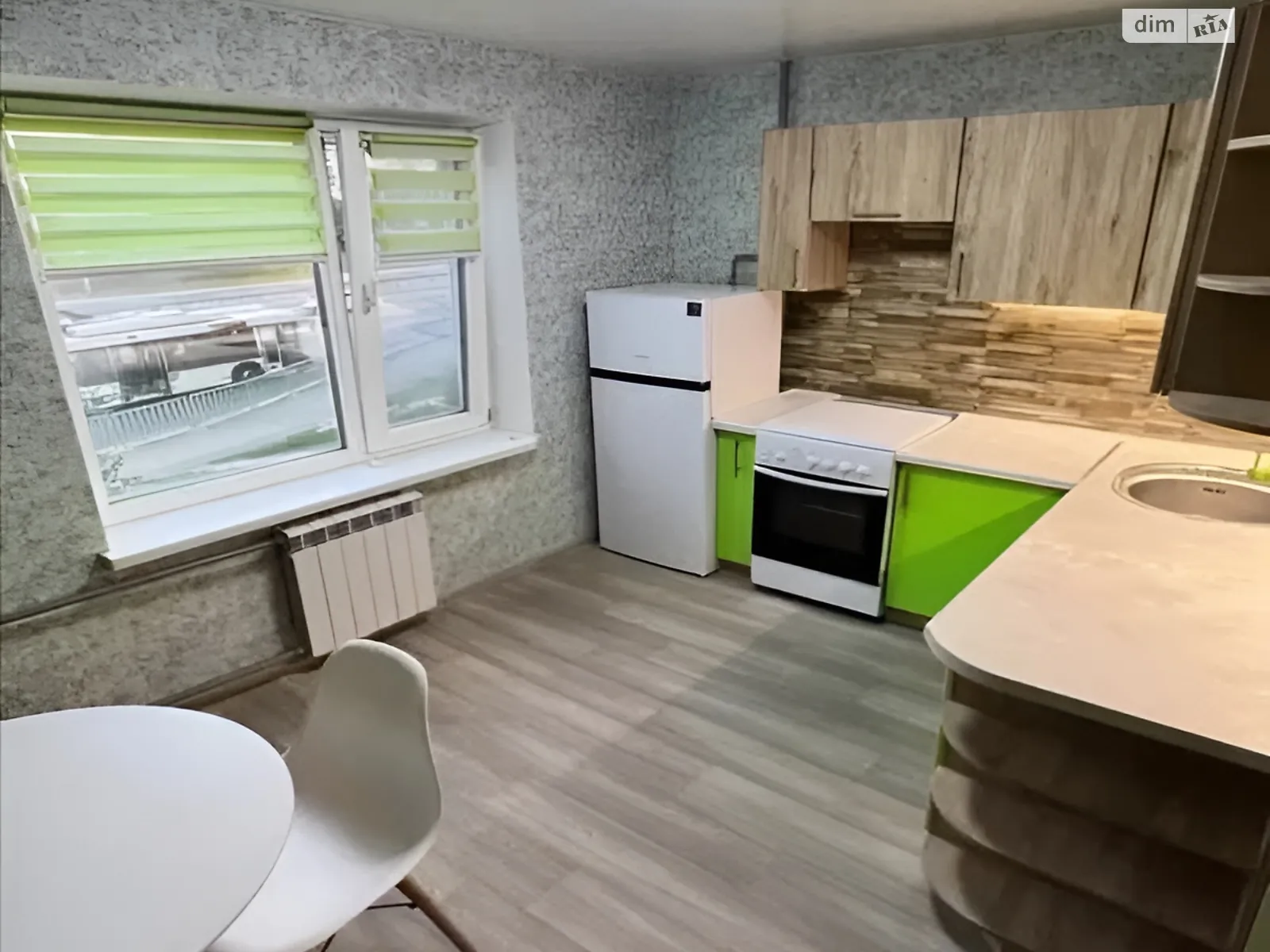 Сдается в аренду 1-комнатная квартира 57.8 кв. м в Днепре, пер. Добровольцев, 6 - фото 1