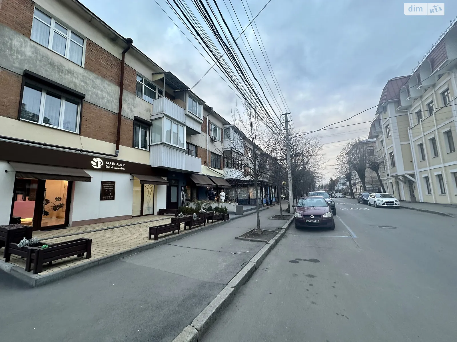 Продається офіс 64.8 кв. м в бізнес-центрі, цена: 63000 $ - фото 1