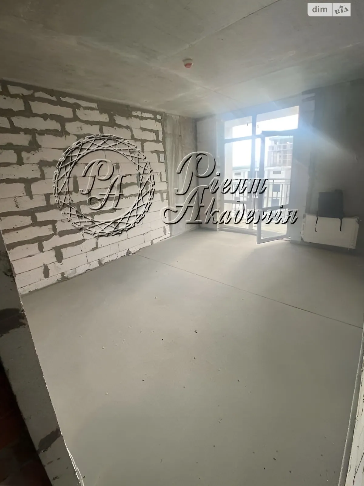 Продается 1-комнатная квартира 41 кв. м в Киеве, ул. Академика Заболотного, 148В - фото 1