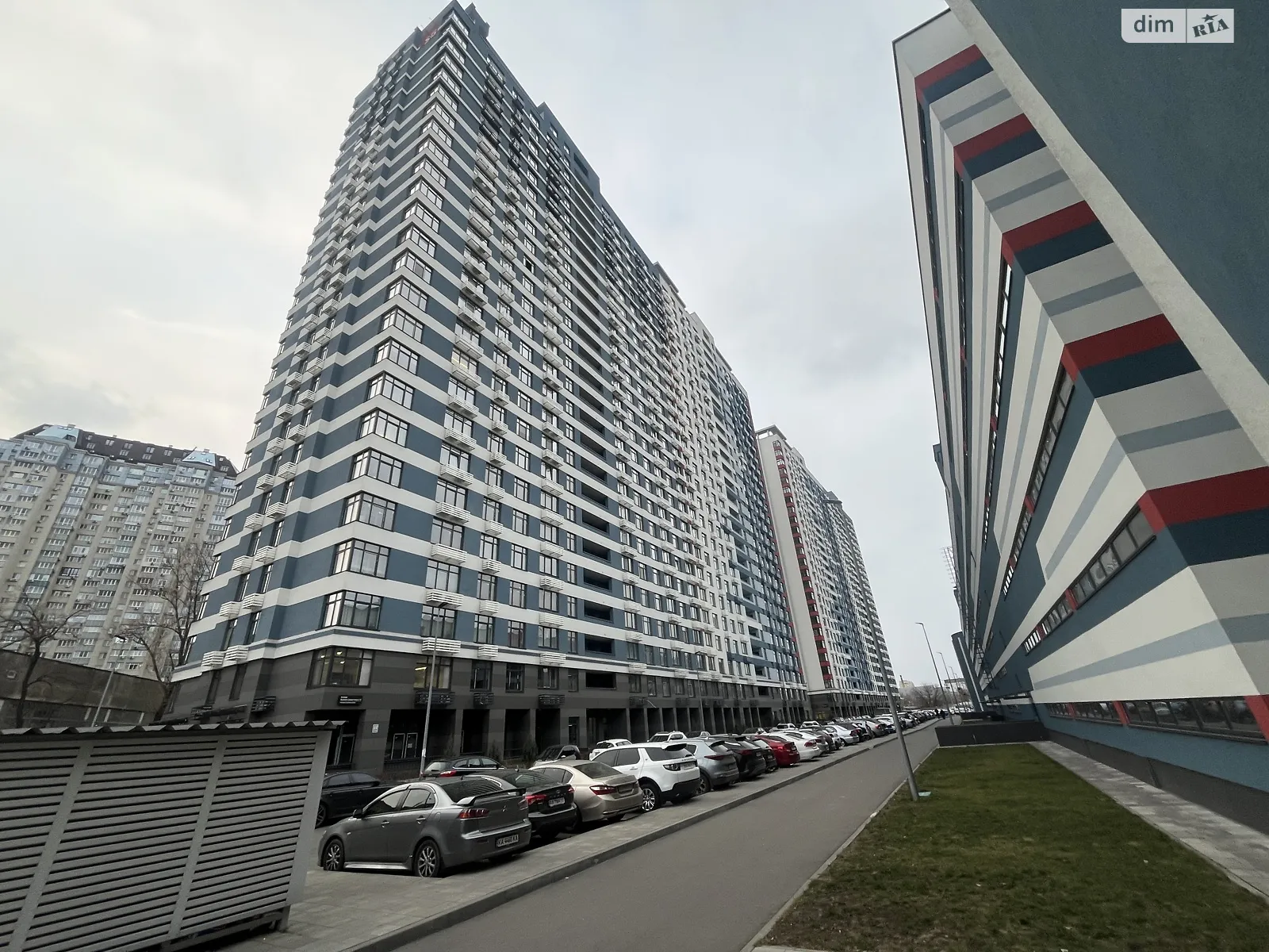Продається приміщення вільного призначення 201.05 кв. м в 25-поверховій будівлі, цена: 340000 $ - фото 1