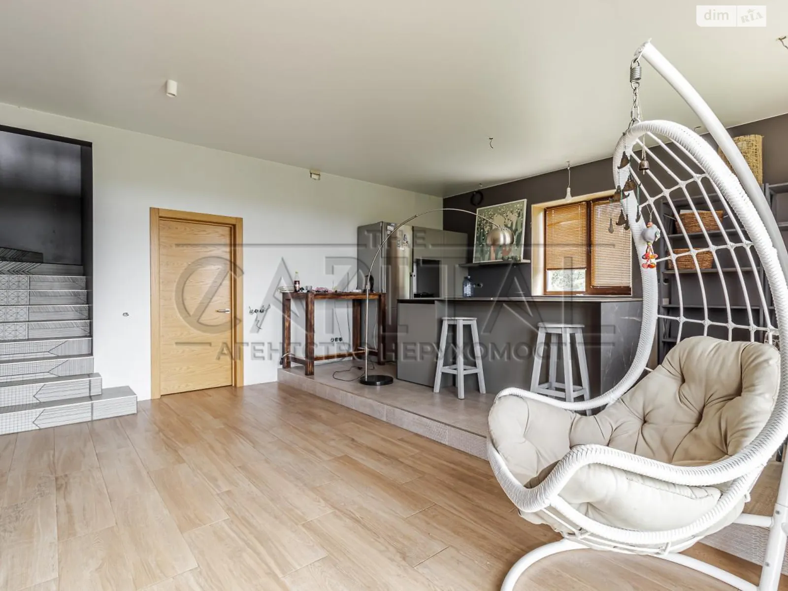 Продается дом на 2 этажа 170 кв. м с балконом, цена: 185000 $ - фото 1