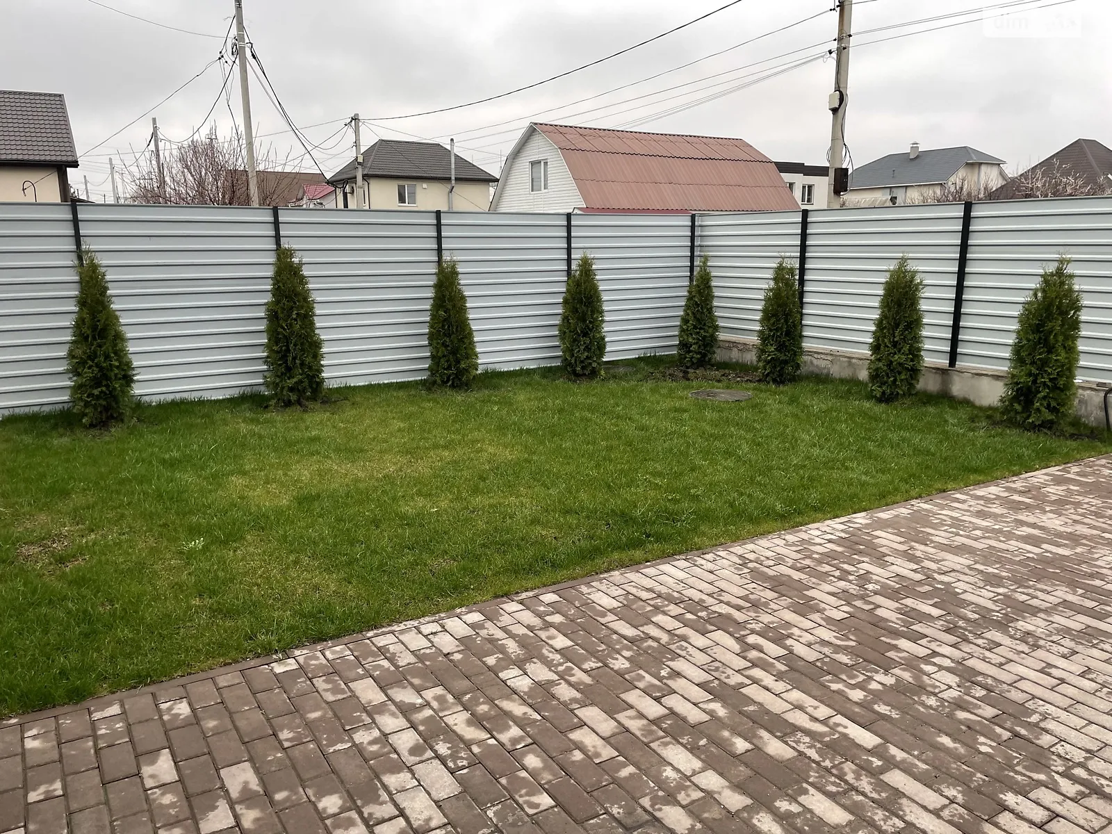 Продается дом на 2 этажа 79.5 кв. м с бассейном, цена: 157500 $ - фото 1
