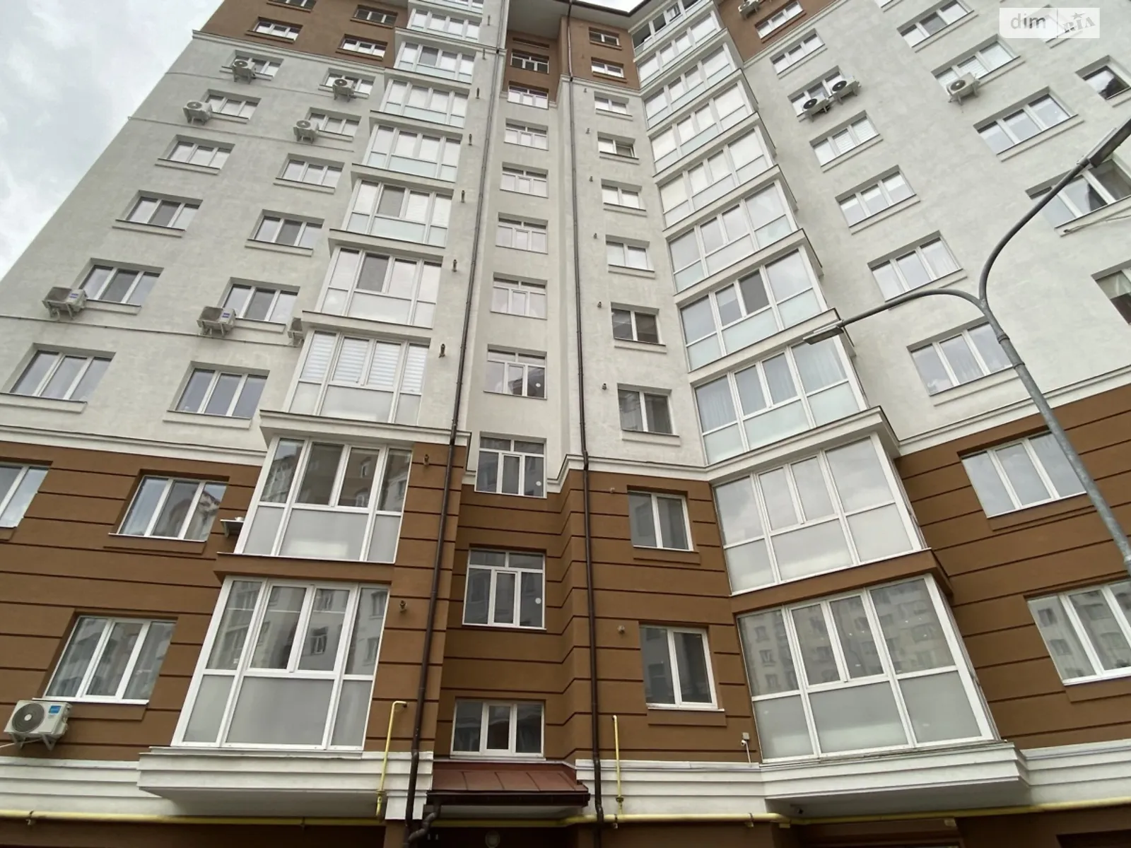 Продается 2-комнатная квартира 67.5 кв. м в Ивано-Франковске, цена: 67500 $ - фото 1