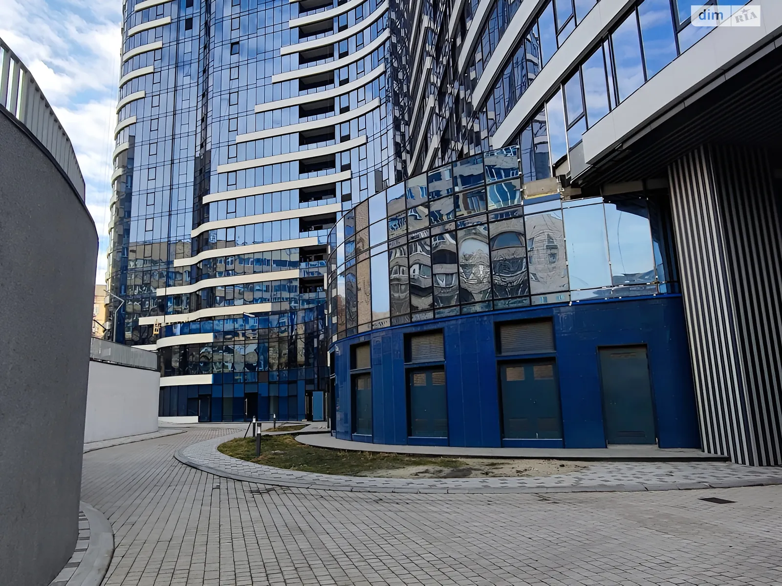 Продается 2-комнатная квартира 92.5 кв. м в Киеве, бул. Николая Михновского(Дружбы Народов), 13А - фото 1