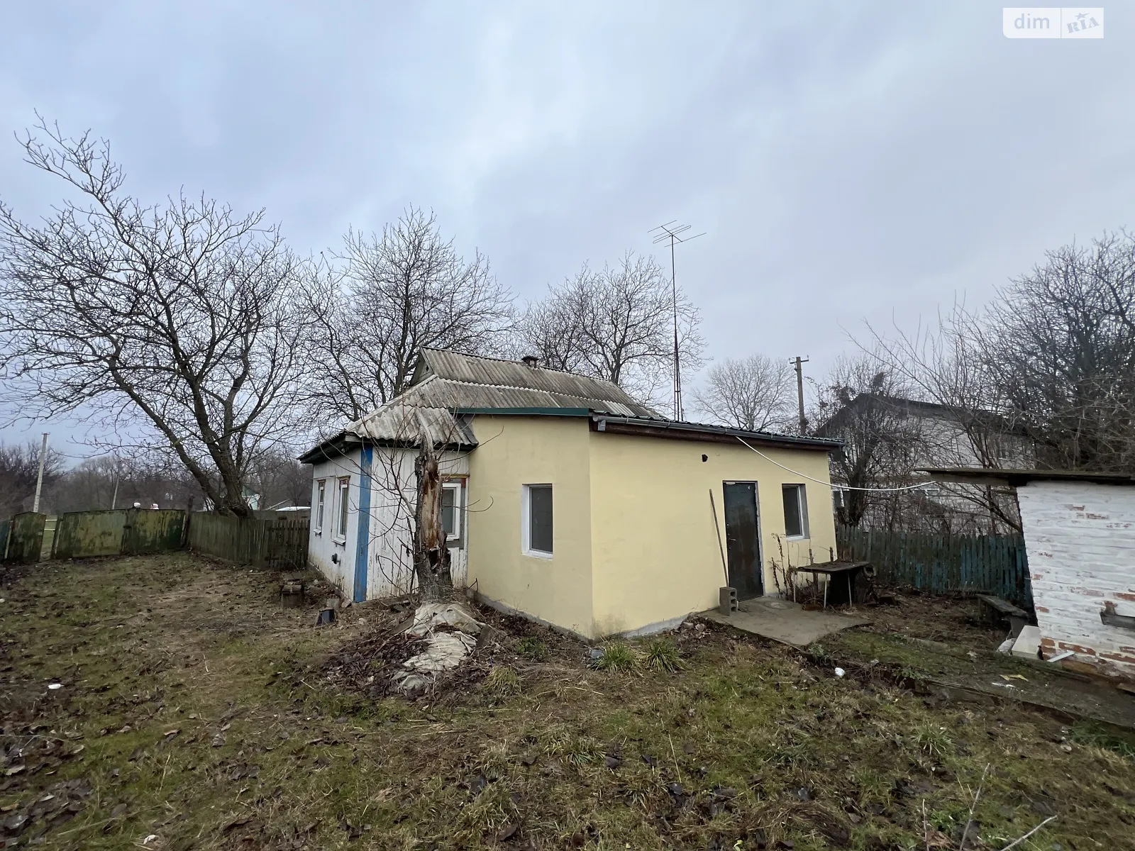 Продается одноэтажный дом 76.7 кв. м с участком, цена: 18000 $ - фото 1