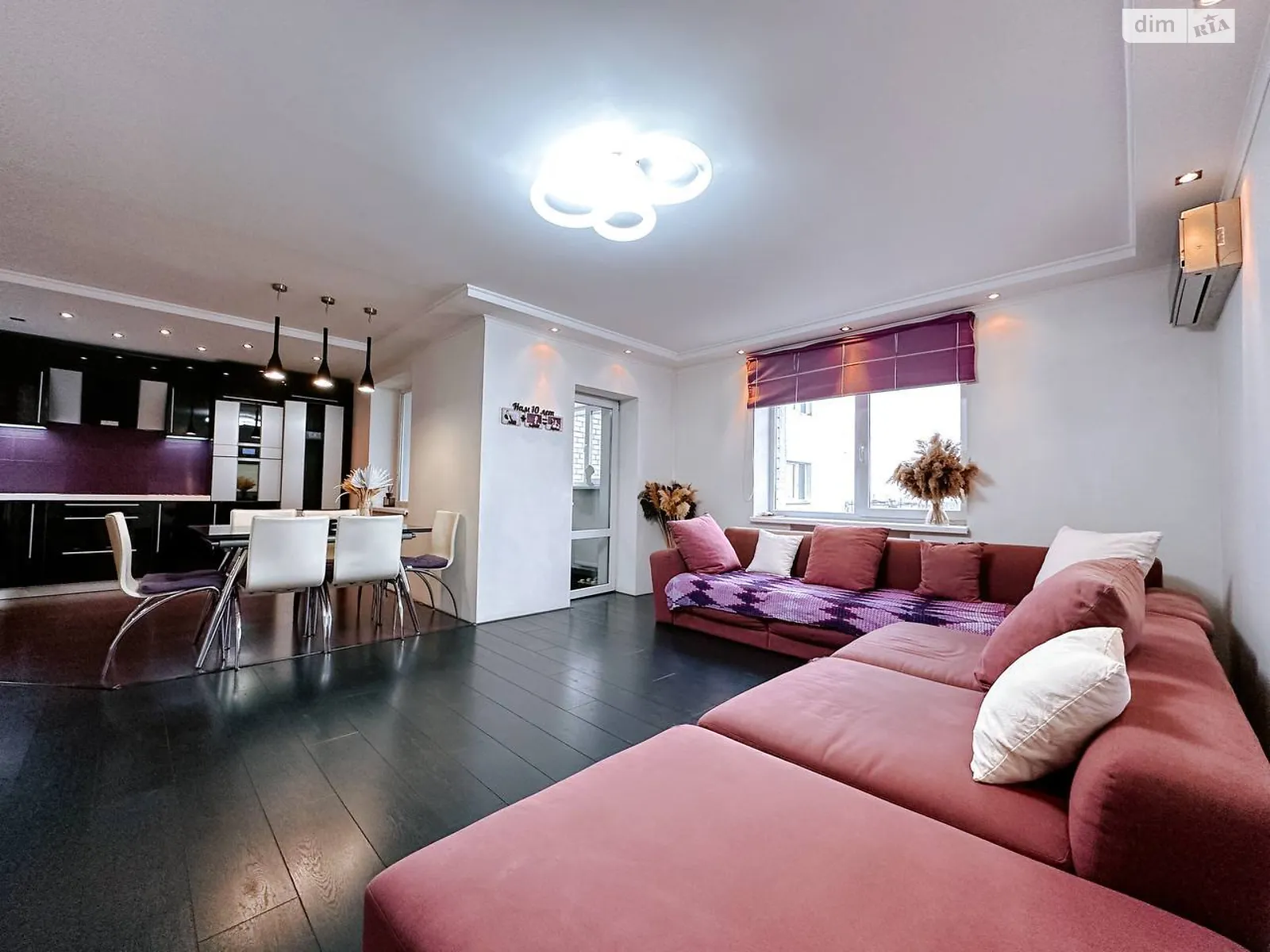 Продается 1-комнатная квартира 74.8 кв. м в, цена: 60000 $ - фото 1