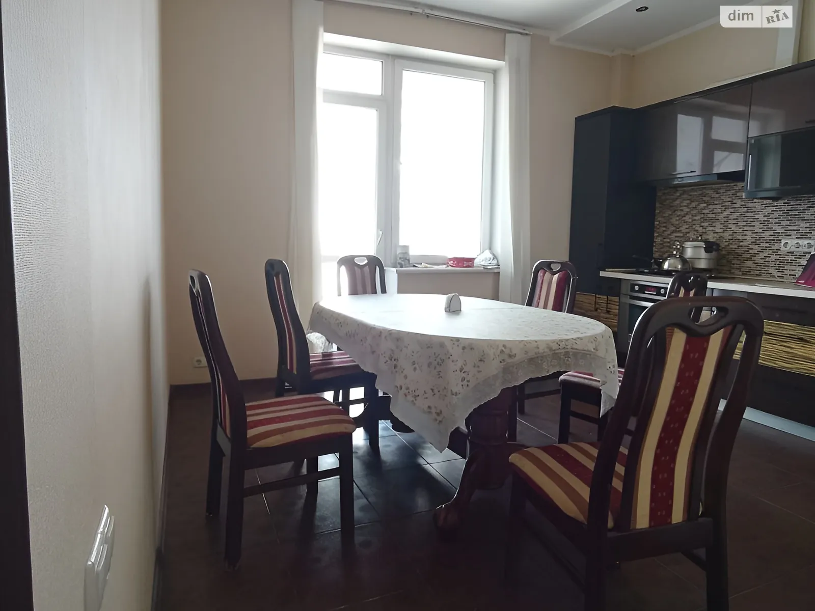 Продается 3-комнатная квартира 116.4 кв. м в Одессе, ул. Артура Савельева(Черняховского), 4 - фото 1