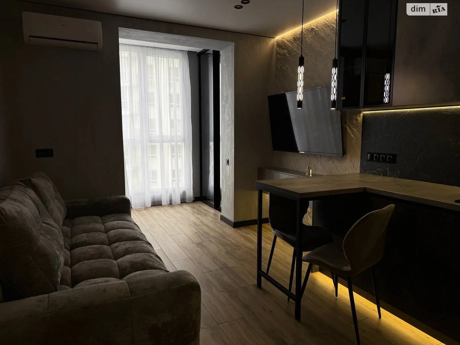Продается 1-комнатная квартира 44.8 кв. м в Слобожанском, ул. Содружества, 6 - фото 1