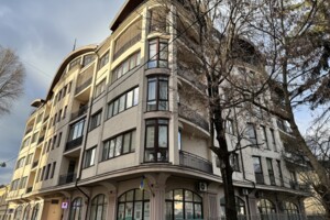 Продаж квартири, Львів, р‑н. Личаків, Юрія Руфа (Некрасова) вулиця, буд. 35В