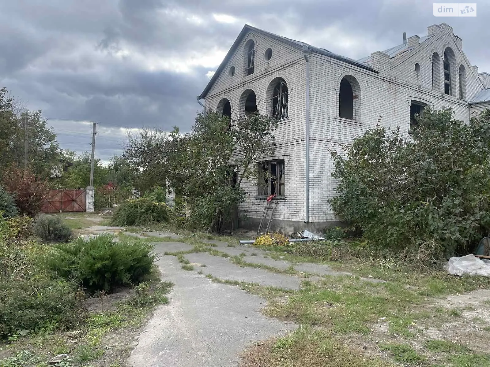 Продається будинок 3 поверховий 409.8 кв. м з гаражем, цена: 70000 $ - фото 1