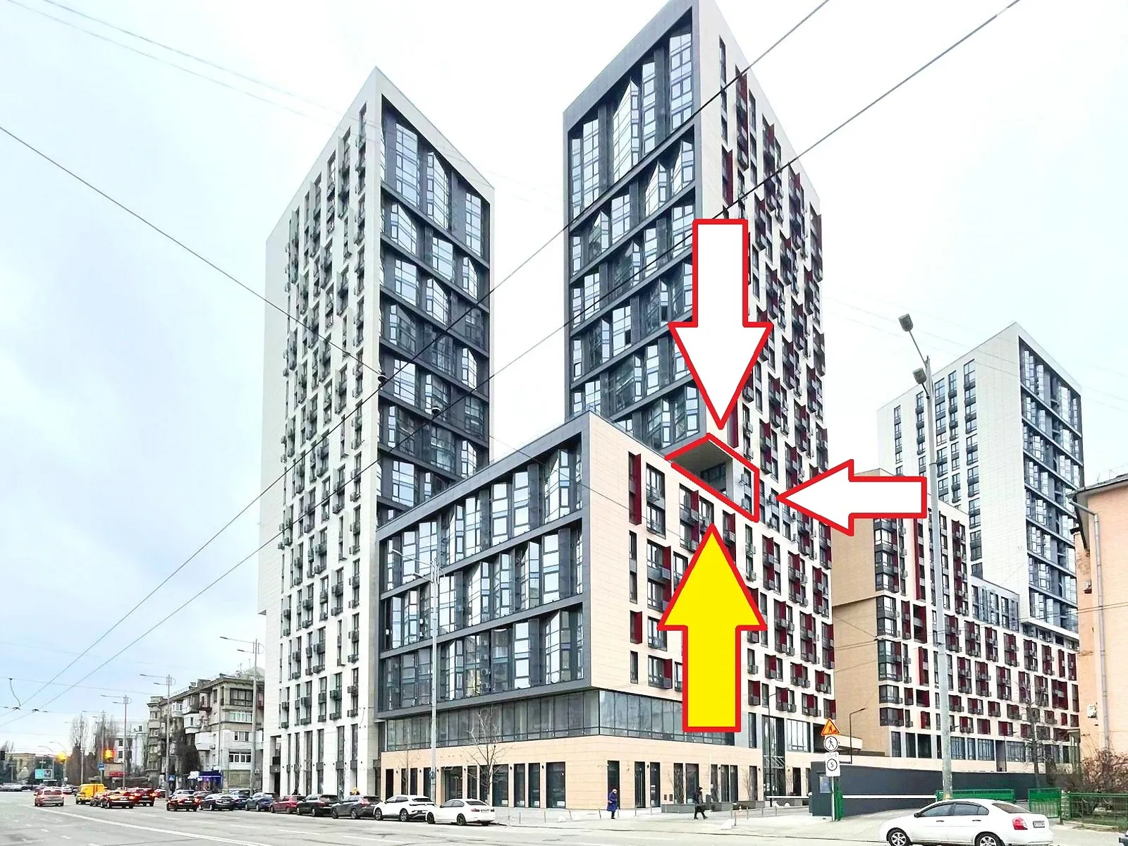 Продається 3-кімнатна квартира 169 кв. м у Києві, вул. Митрополита Василя Липківського(Урицького), 38 - фото 1