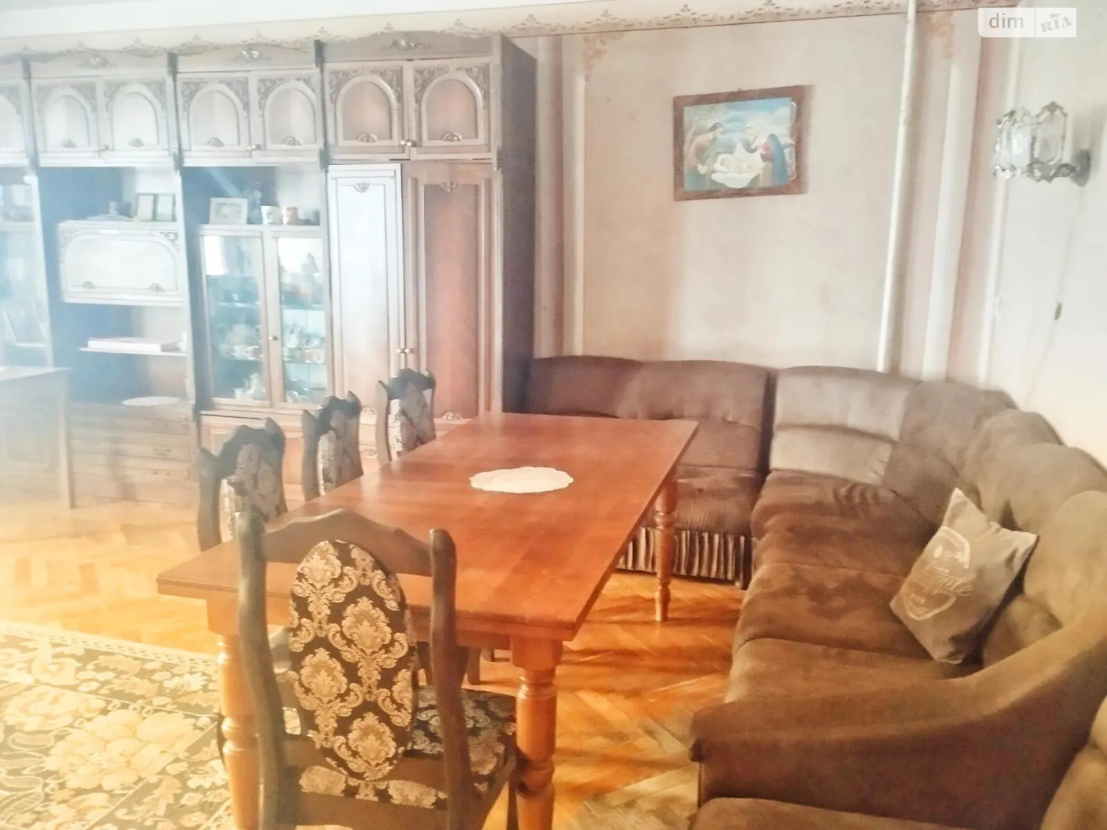 Продается дом на 2 этажа 200 кв. м с камином, цена: 133000 $ - фото 1