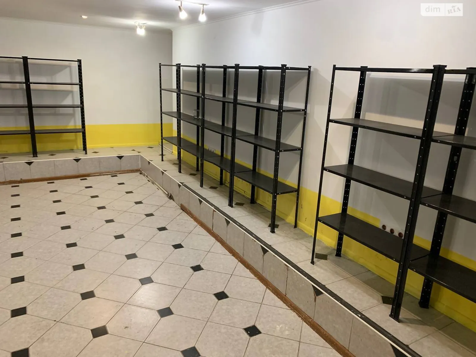 Сдается в аренду помещения свободного назначения 117.8 кв. м в 7-этажном здании, цена: 300 $ - фото 1