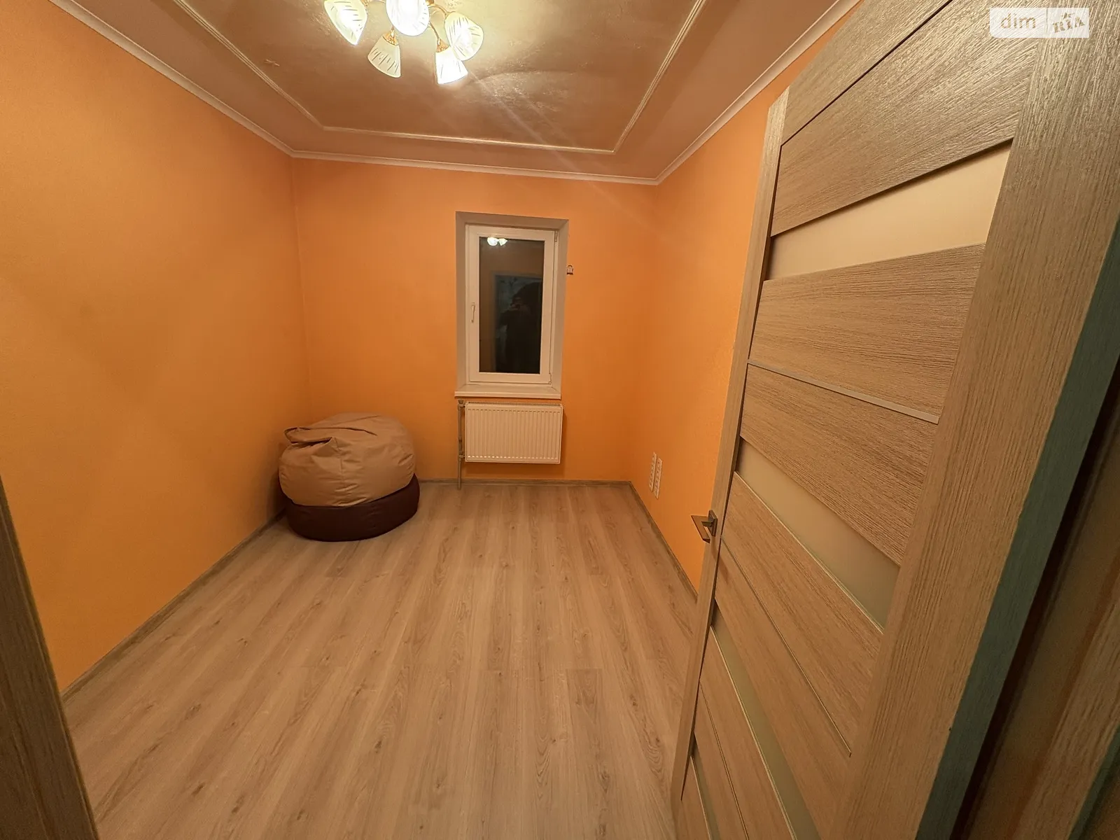 Продается 3-комнатная квартира 62 кв. м в Остре, ул. А.О. Грановского (Фрунзе), 46 - фото 1