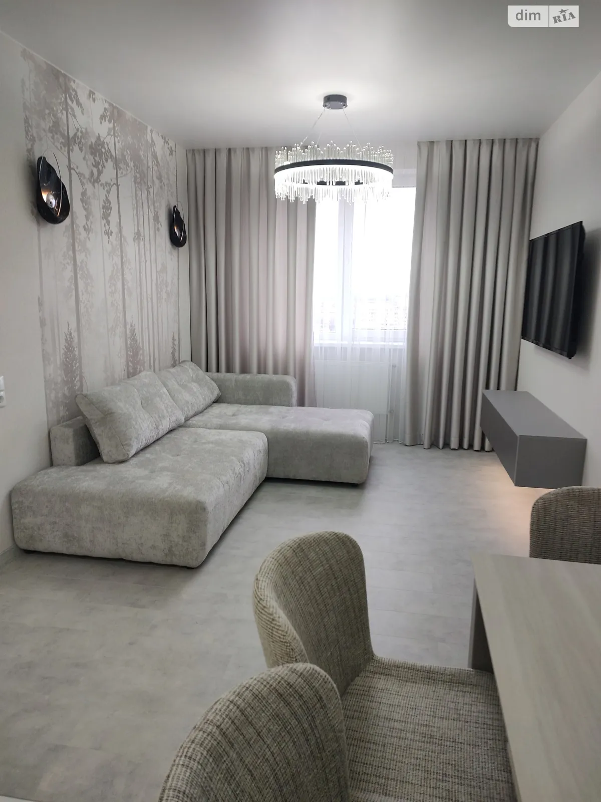 Продается 2-комнатная квартира 61 кв. м в Одессе, ул. Жемчужная, 12 - фото 1