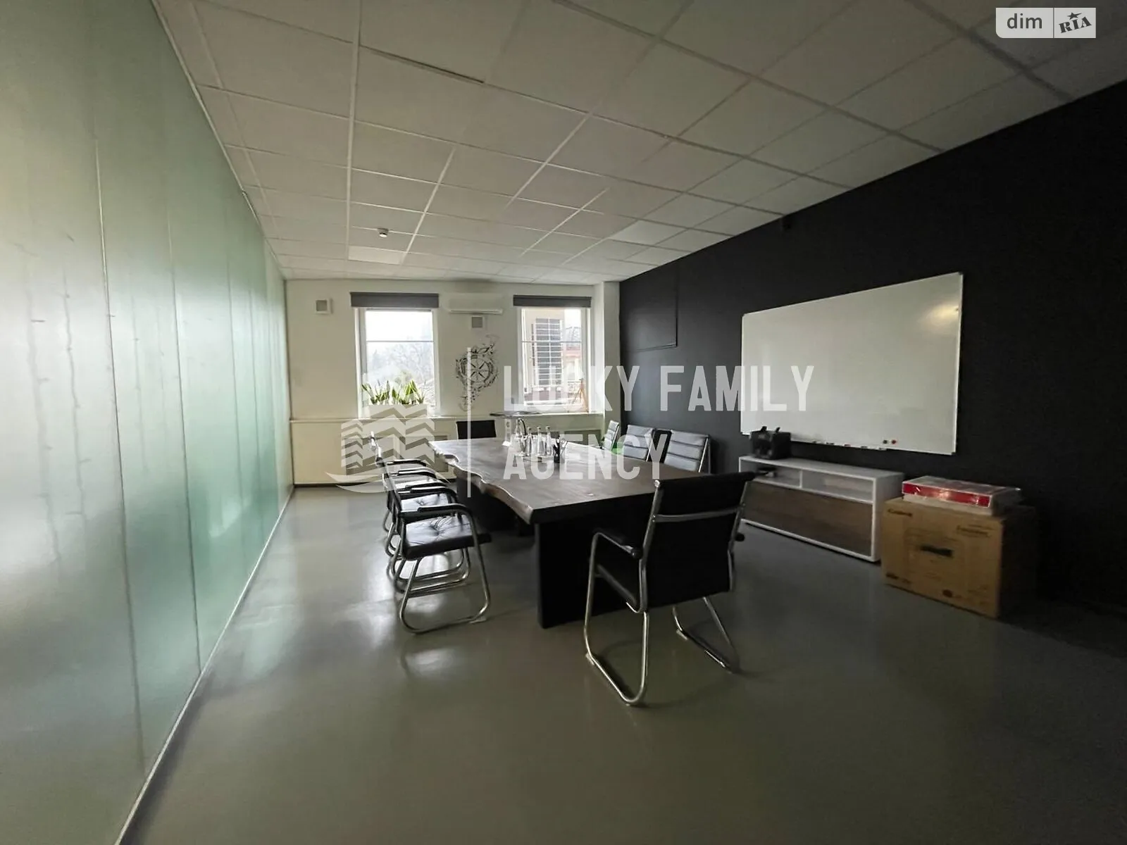 Сдается в аренду офис 204 кв. м в бизнес-центре, цена: 4080 $ - фото 1