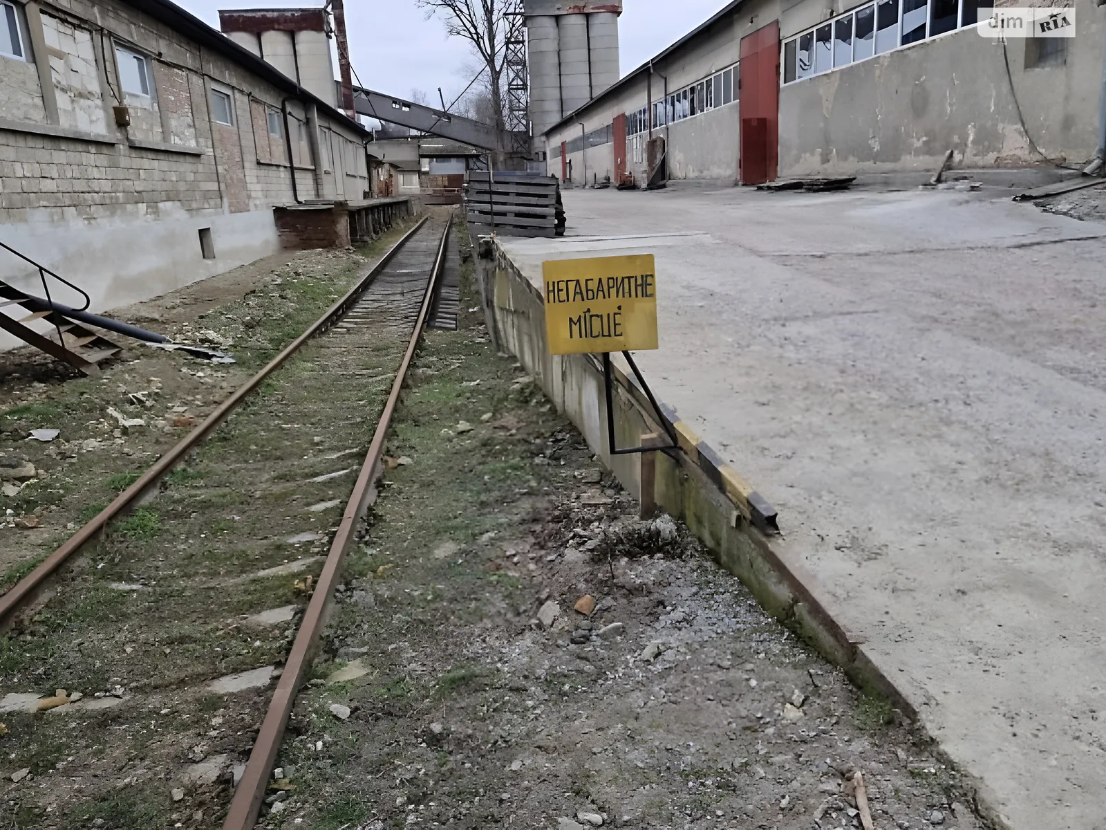 Сдается в аренду помещения свободного назначения 540 кв. м в 1-этажном здании, цена: 1620 грн - фото 1