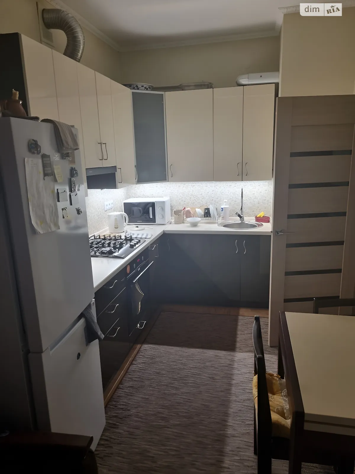 Продается 1-комнатная квартира 47.3 кв. м в Львове, ул. Антонича - фото 1