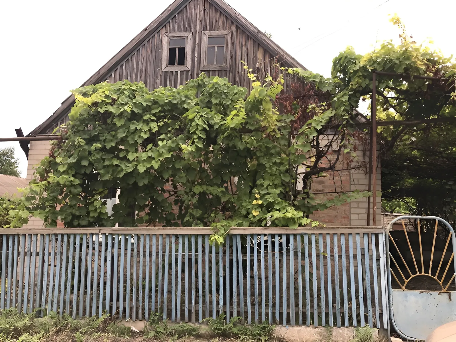 Продается одноэтажный дом 85 кв. м с камином, цена: 15000 $ - фото 1