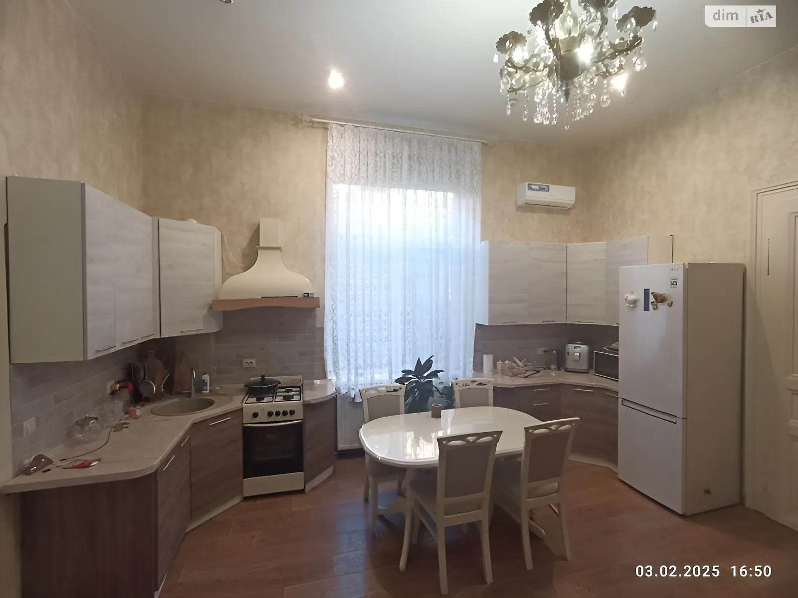 Продается 2-комнатная квартира 79.3 кв. м в Мукачеве, ул. Ярослава Мудрого - фото 1