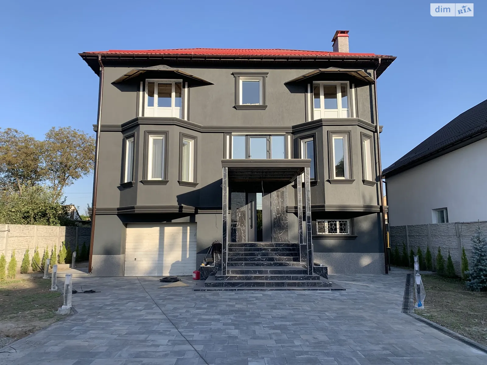 Продается дом на 2 этажа 295.2 кв. м с террасой, цена: 670000 $ - фото 1