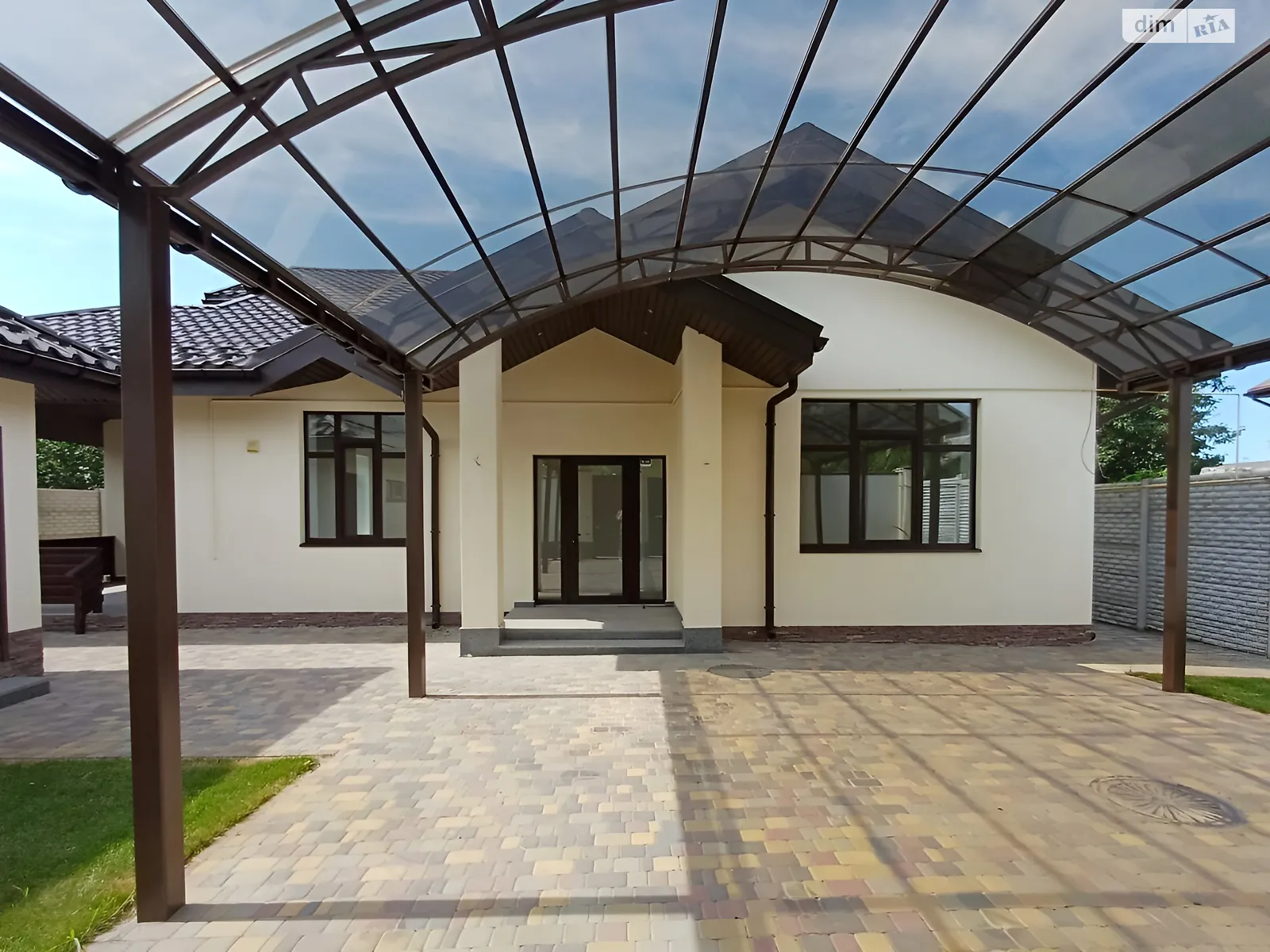Продається одноповерховий будинок 165 кв. м з банею/сауною, цена: 330000 $ - фото 1