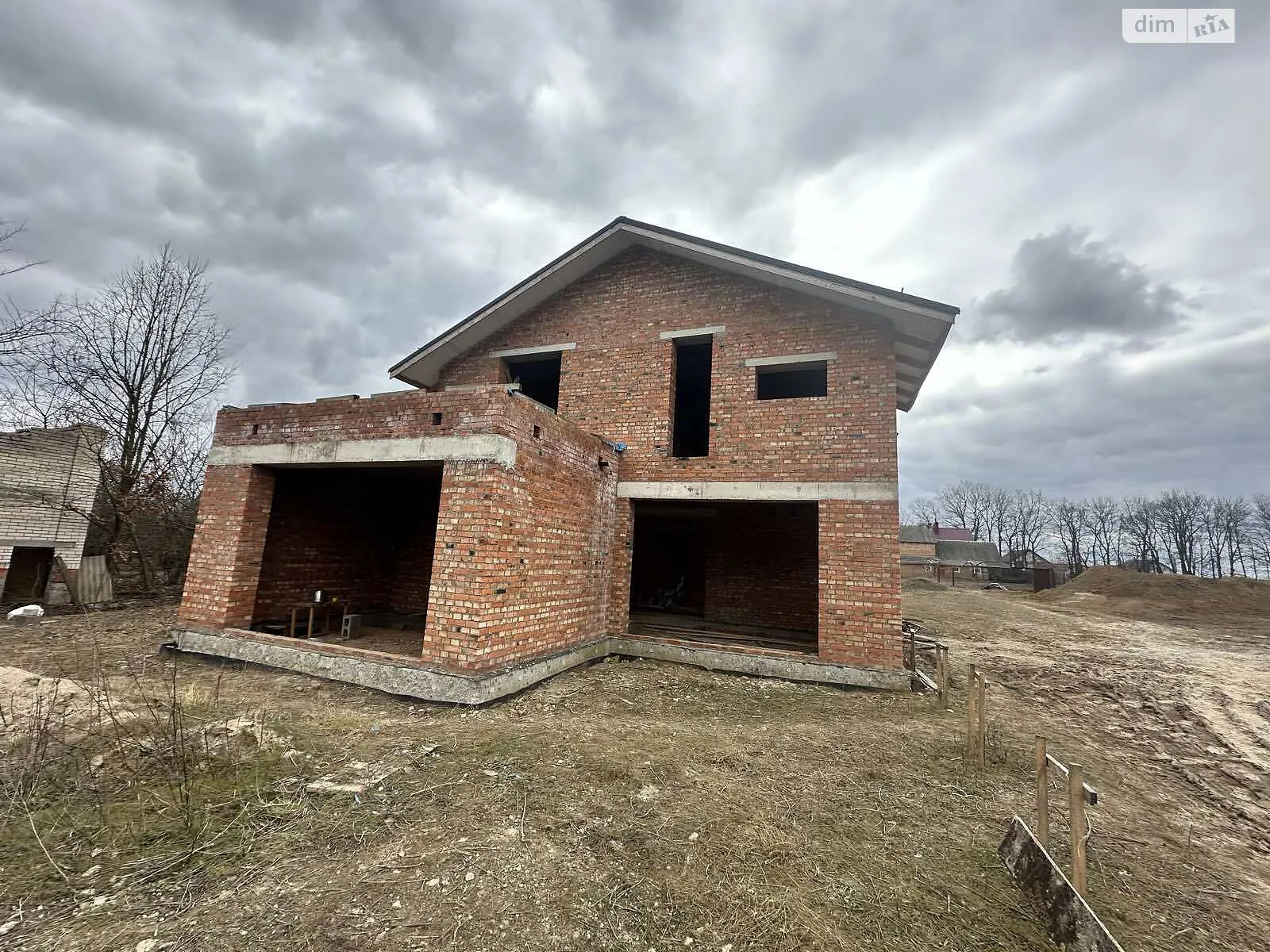 Продается дом на 2 этажа 190 кв. м с гаражом, цена: 116000 $ - фото 1