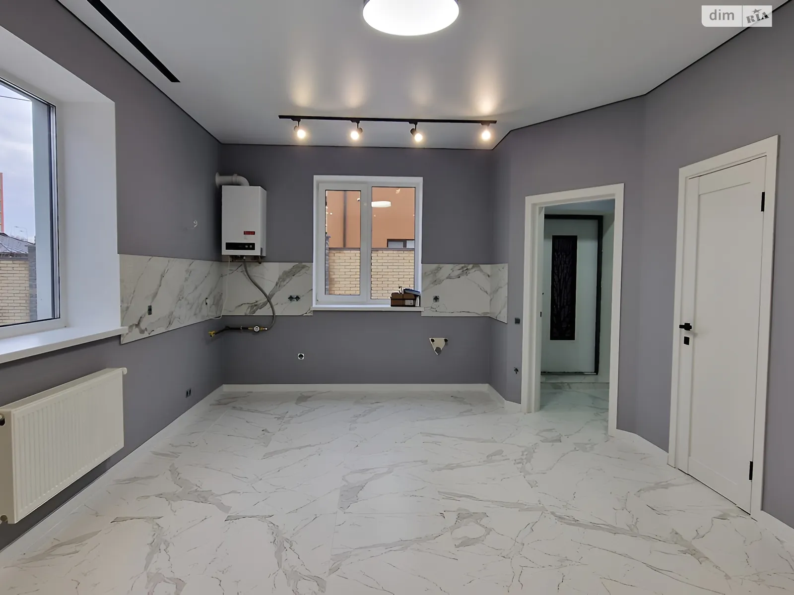 Продається частина будинку 77 кв. м з гаражем, цена: 70000 $ - фото 1