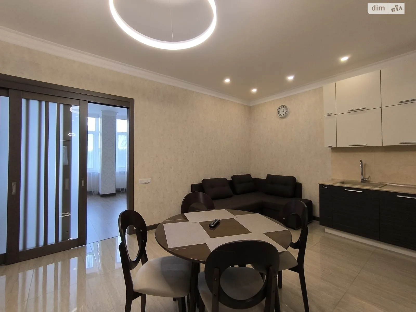 Продается 2-комнатная квартира 59 кв. м в Одессе, пер. Удельный, 6 - фото 1