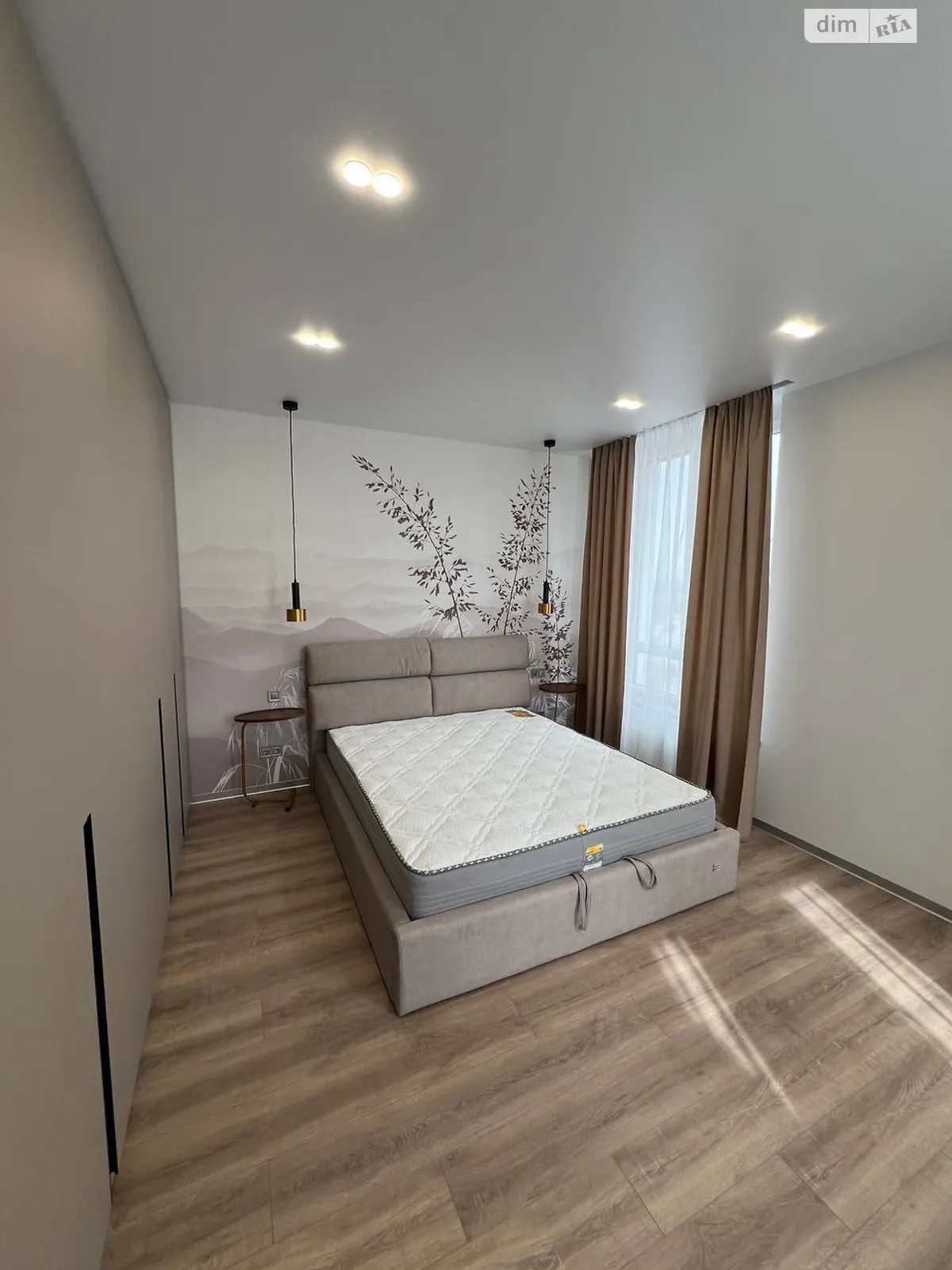 Продается 2-комнатная квартира 55 кв. м в Днепре, ул. Космическая, 5 - фото 1