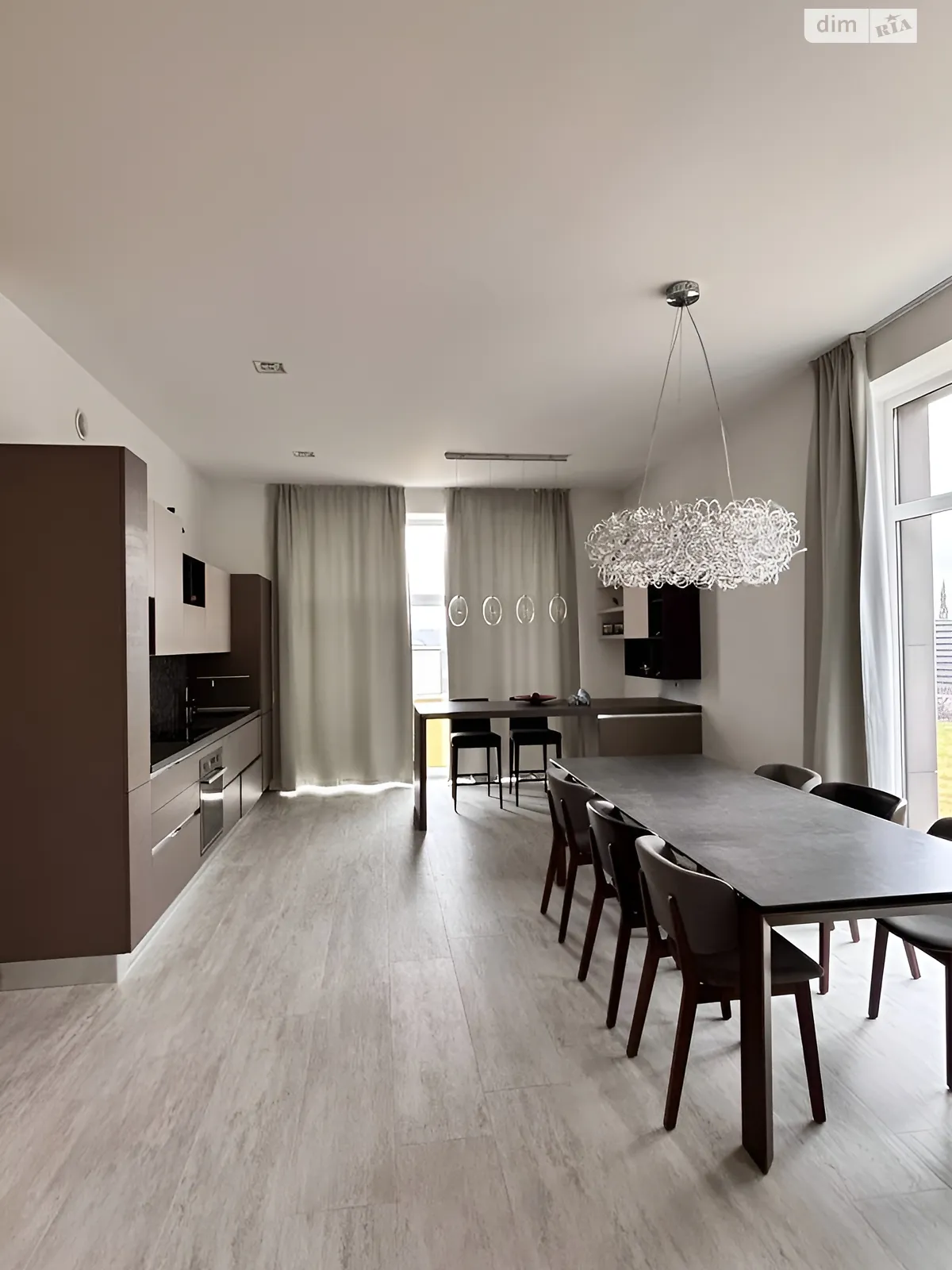 Продается одноэтажный дом 174.9 кв. м с гаражом, цена: 380000 $ - фото 1