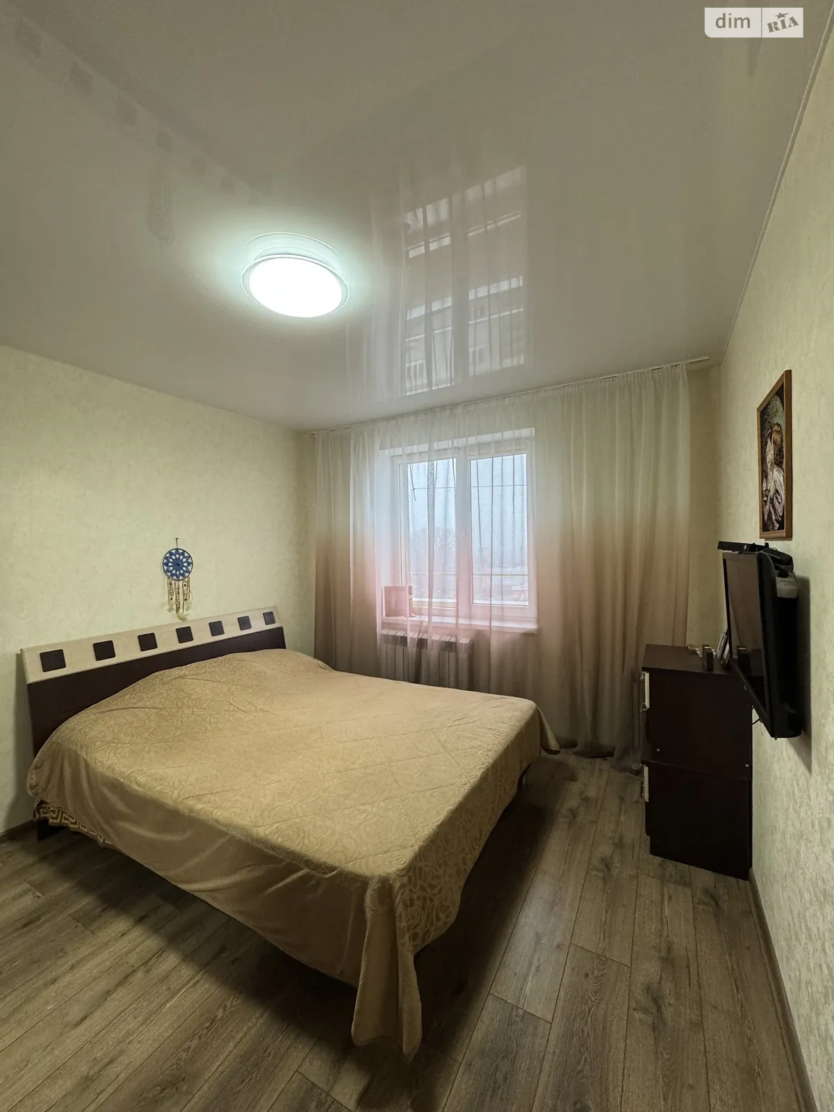 Продается 1-комнатная квартира 46 кв. м в Днепре, ул. Краснопольская, 11 - фото 1