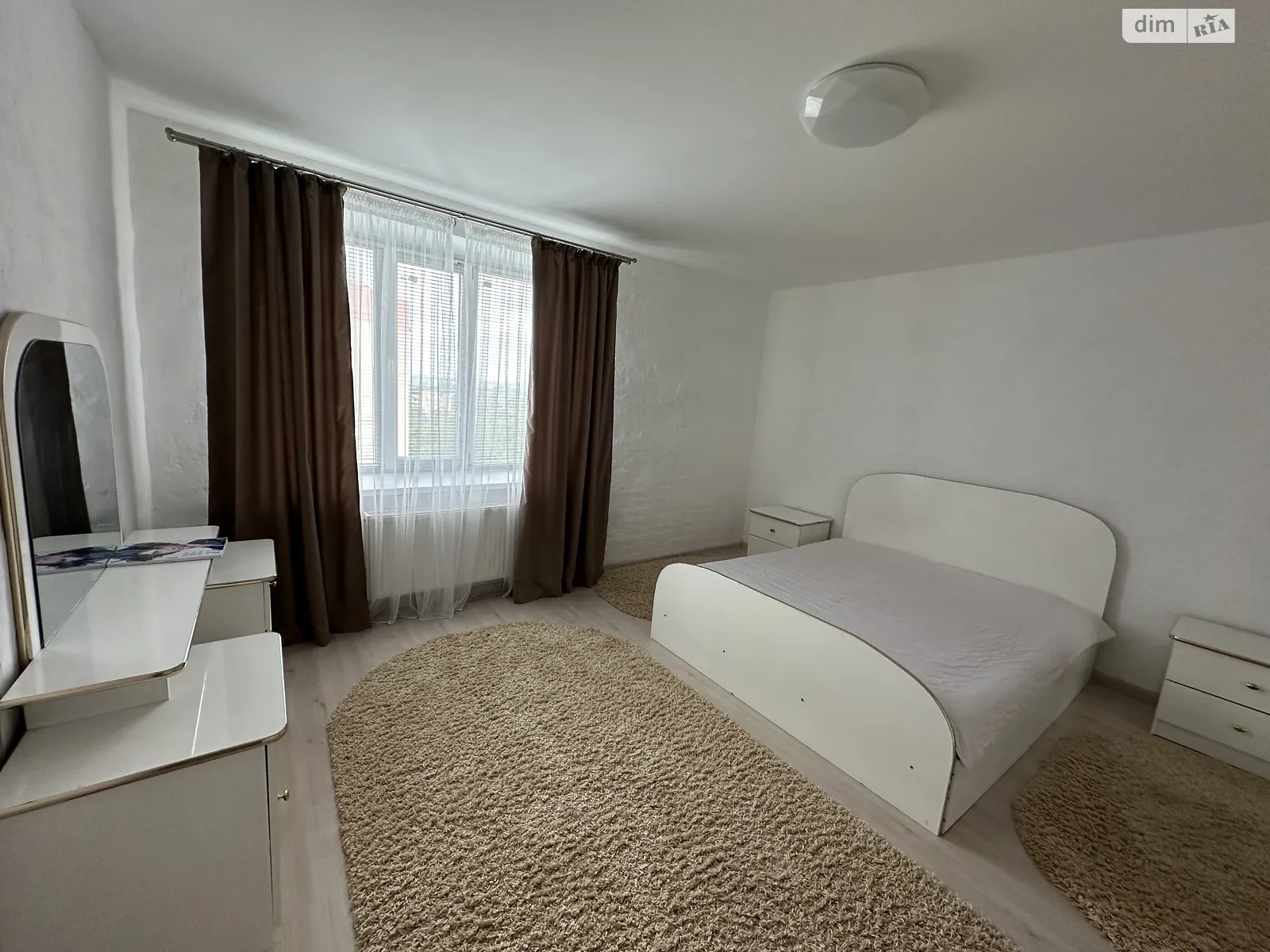 Здається в оренду 1-кімнатна квартира 48 кв. м у Рівному, вул. Соборна, 283 - фото 1