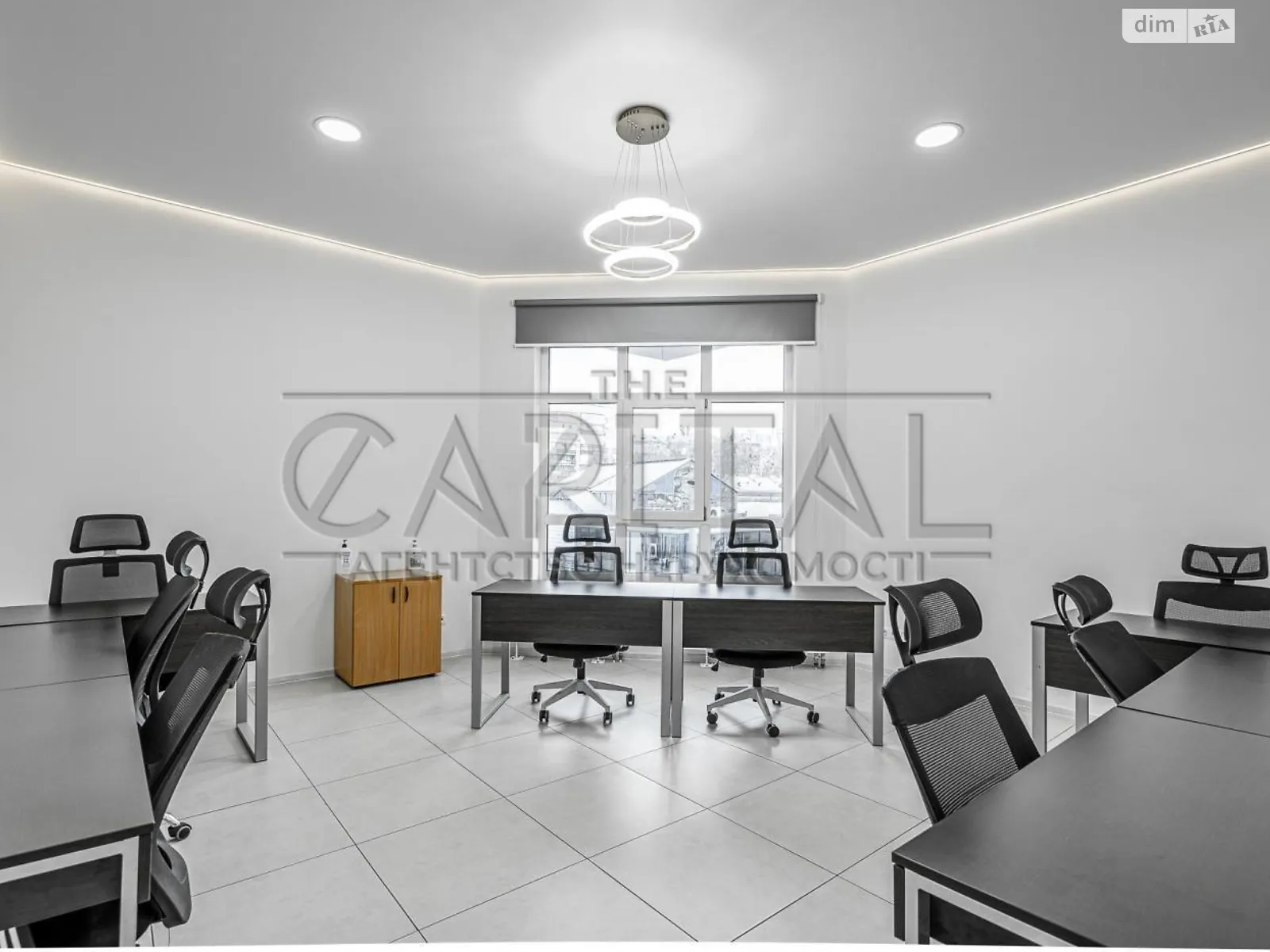 Сдается в аренду офис 130 кв. м в бизнес-центре, цена: 2500 $ - фото 1