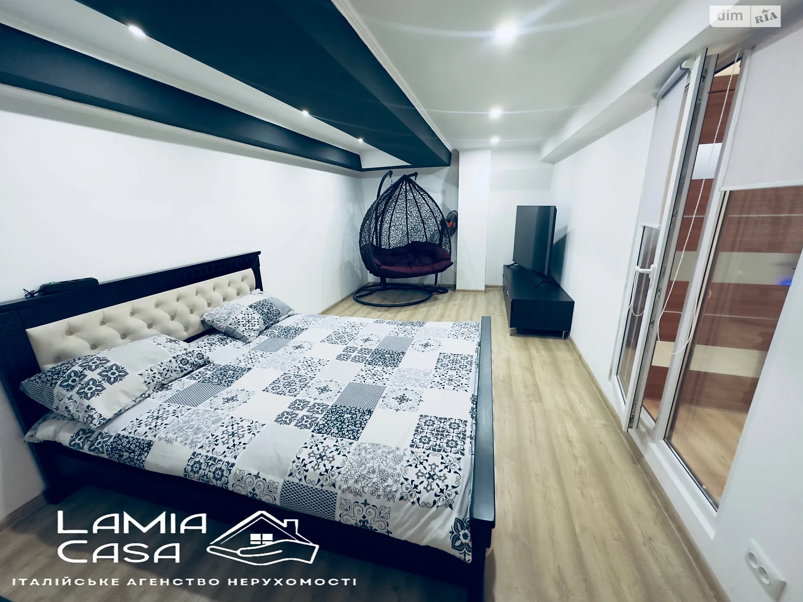 Продается 3-комнатная квартира 70 кв. м в Черновцах, ул. Прутская - фото 1