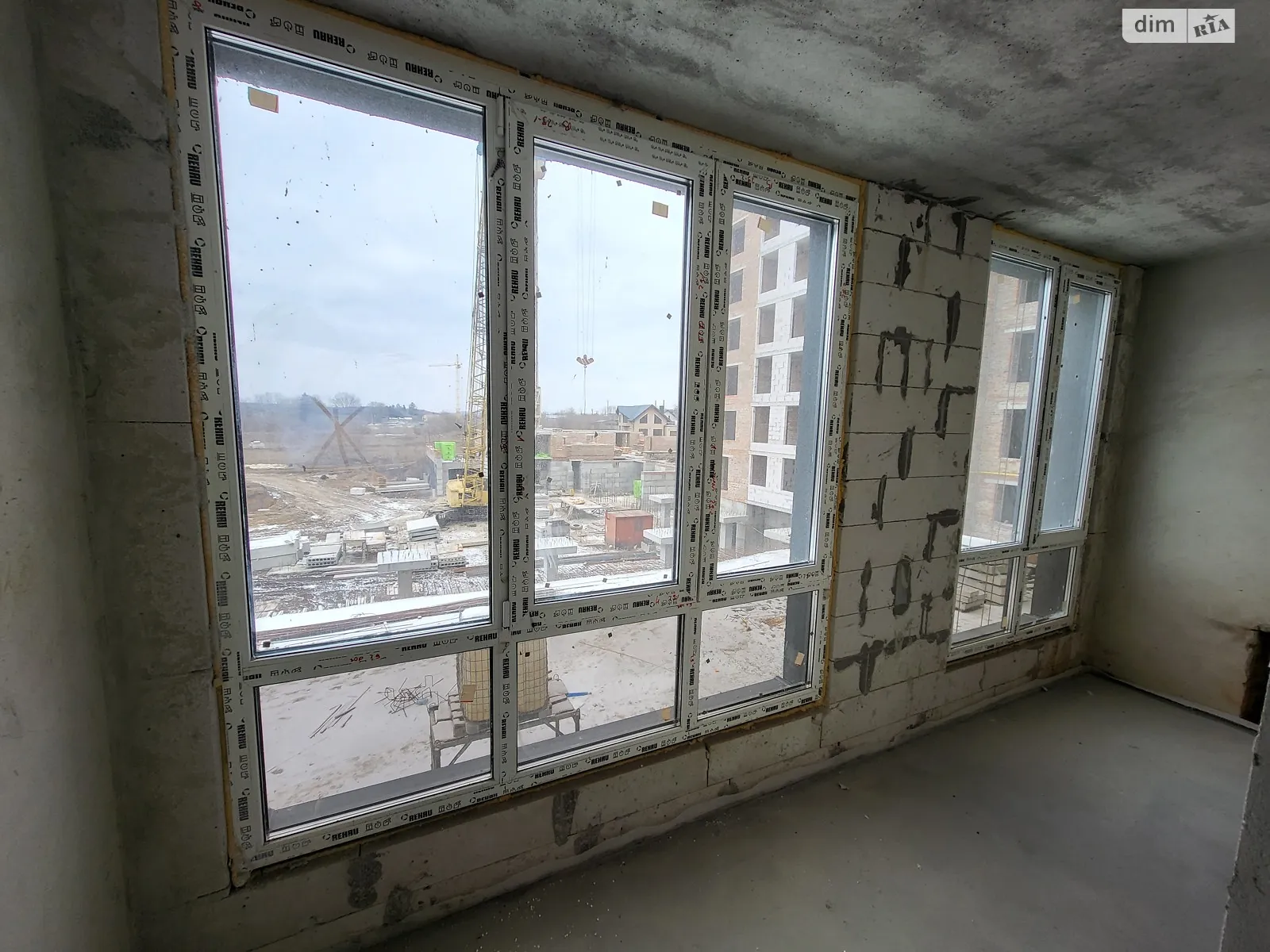 2-кімнатна квартира 61 кв. м у Тернополі, вул. Микулинецька - фото 1