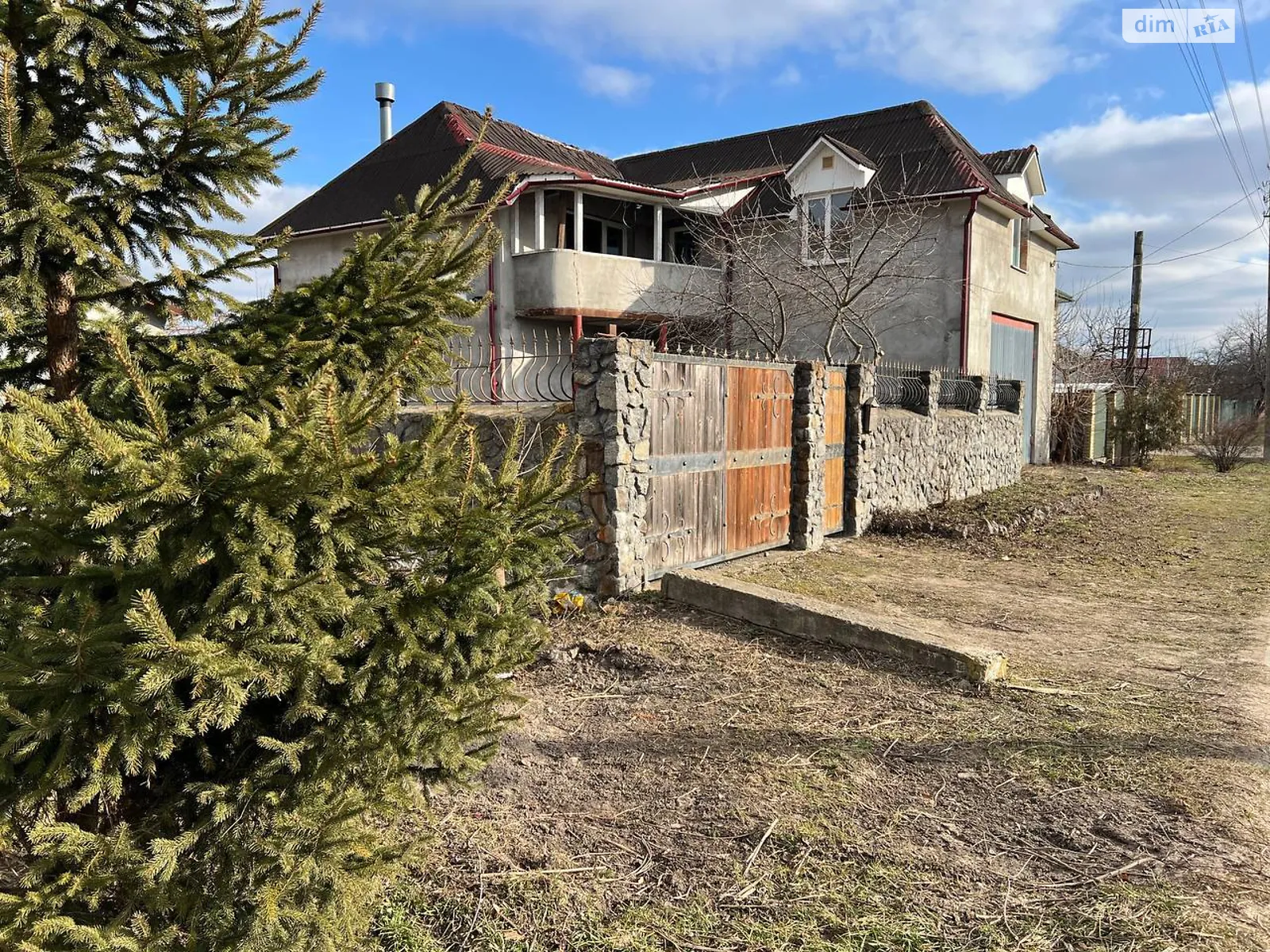 Продается дом на 2 этажа 198 кв. м с бассейном, цена: 56000 $ - фото 1