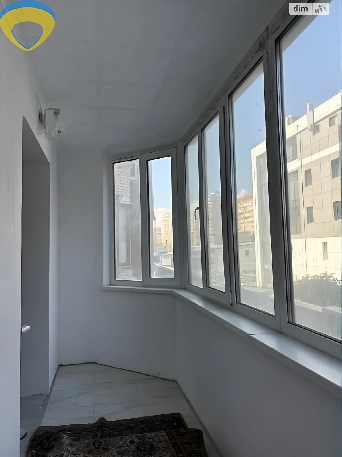 Продается 2-комнатная квартира 58 кв. м в Одессе, ул. Академика Сахарова - фото 1