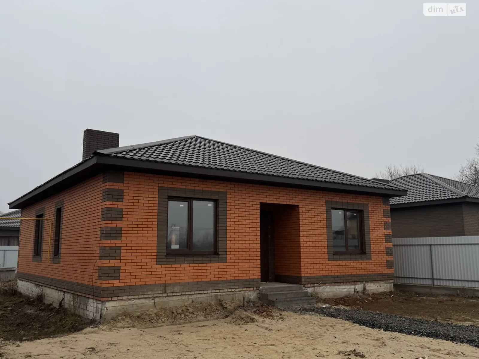 Продается одноэтажный дом 100 кв. м с мансардой, цена: 68000 $ - фото 1