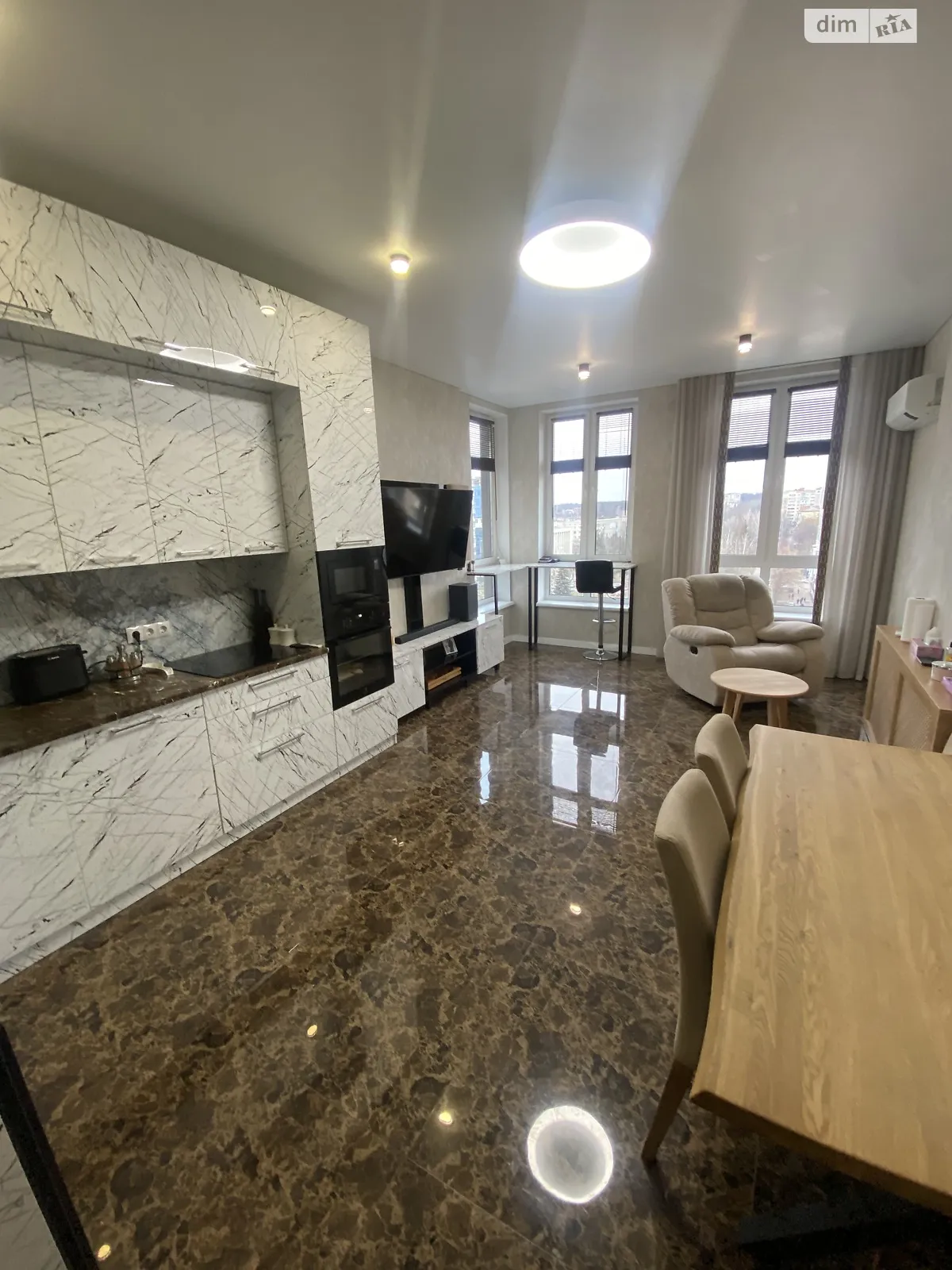 Продается 2-комнатная квартира 80.5 кв. м в Виннице, просп. Космонавтов, 49 - фото 1