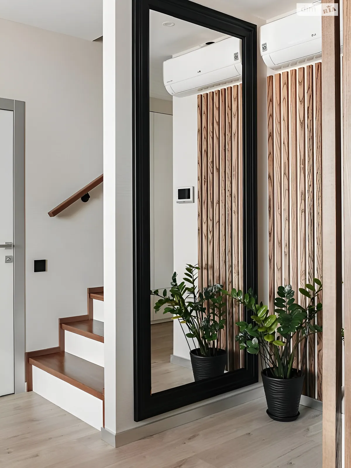 Продается 4-комнатная квартира 121.5 кв. м в Одессе, цена: 250000 $ - фото 1