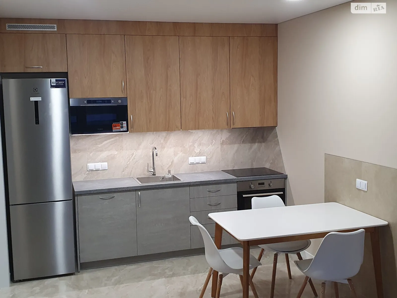 Сдается в аренду 2-комнатная квартира 63.7 кв. м в Киеве, ул. Александра Олеся, 10 - фото 1