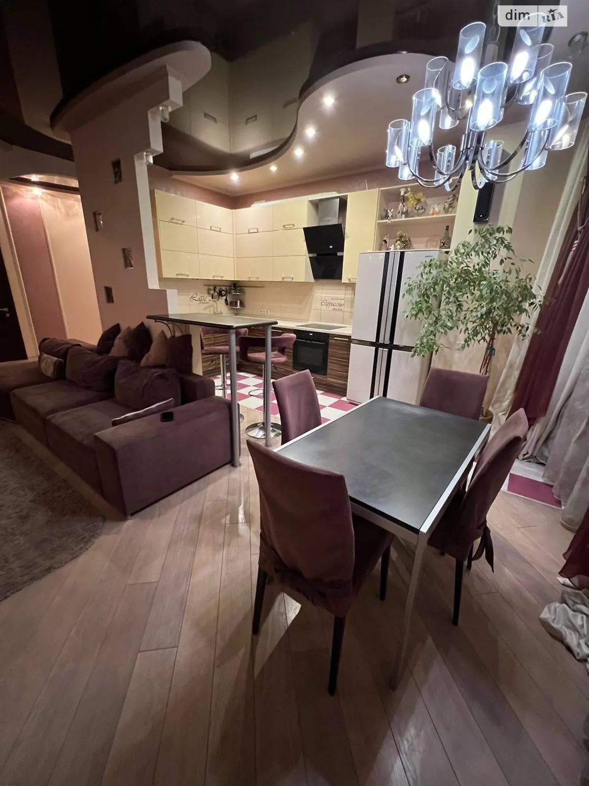 Продается 3-комнатная квартира 125 кв. м в Кривом Роге, ул. Мелешкина, 29В - фото 1