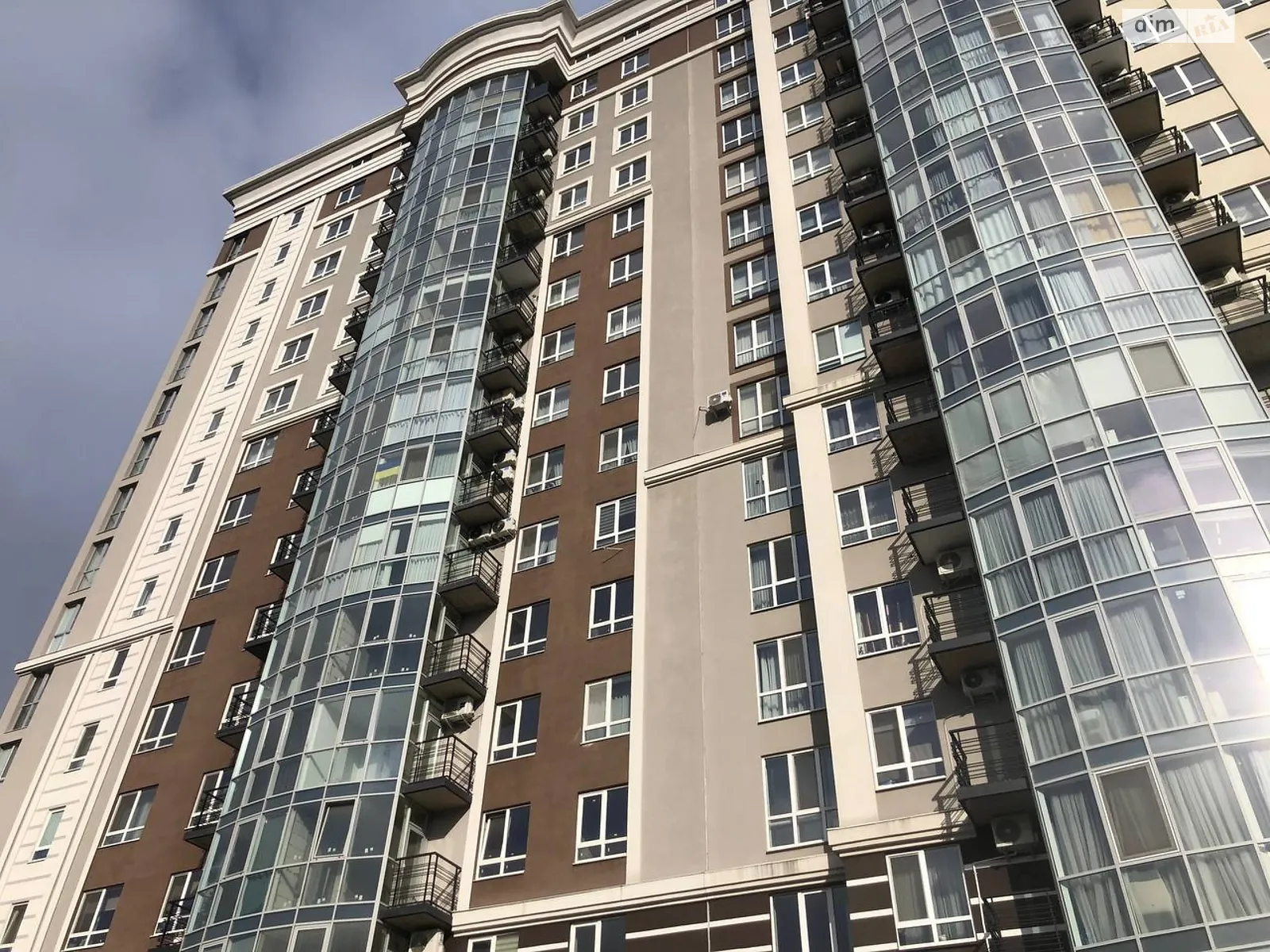 Продается 2-комнатная квартира 67.7 кв. м в Хмельницком, ул. Свободы - фото 1