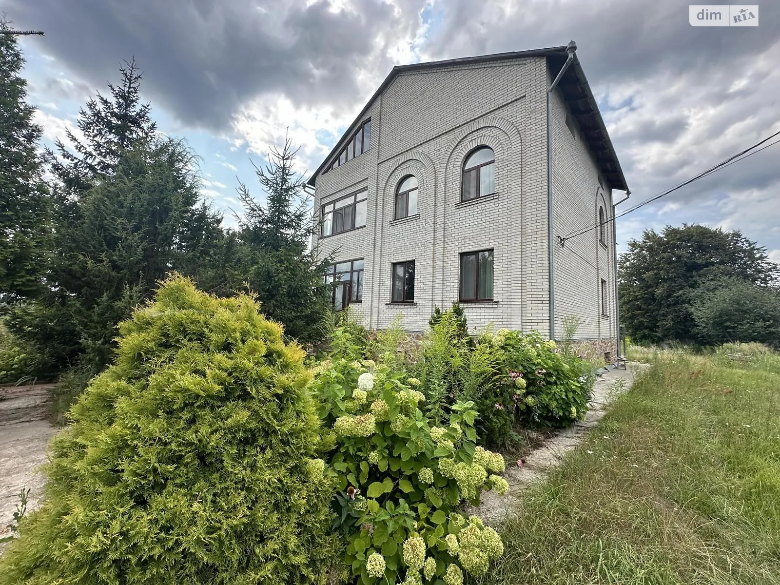 Продається будинок 2 поверховий 347.7 кв. м з мансардою, цена: 170000 $ - фото 1
