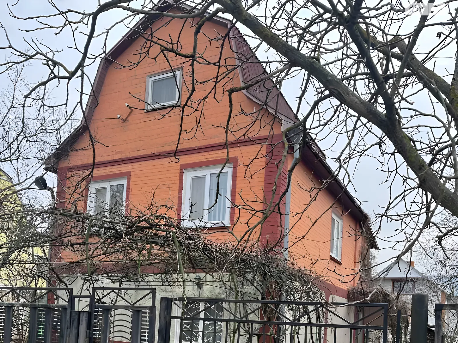 Продается дом на 2 этажа 101.4 кв. м с мансардой, цена: 74600 $ - фото 1